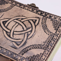 Triquetra Circulară - Agendă Esoterică