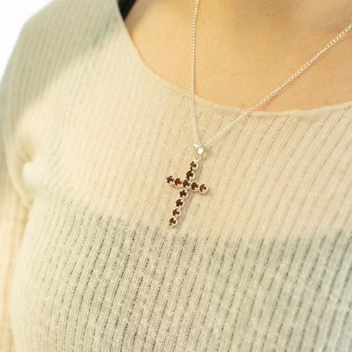Crucifix cu granat